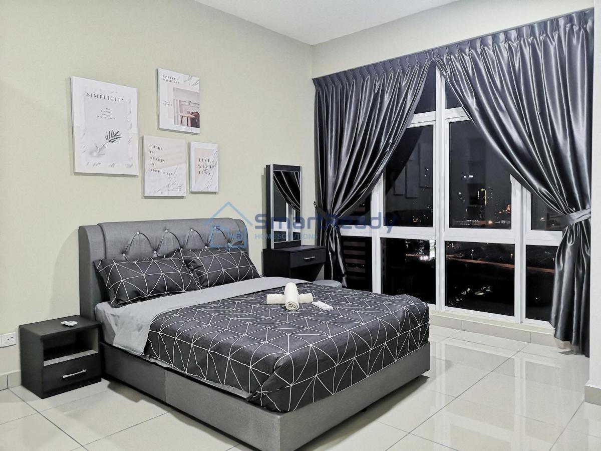 Twin Galaxy Suites By Sr Home Johor Bahru Exterior photo