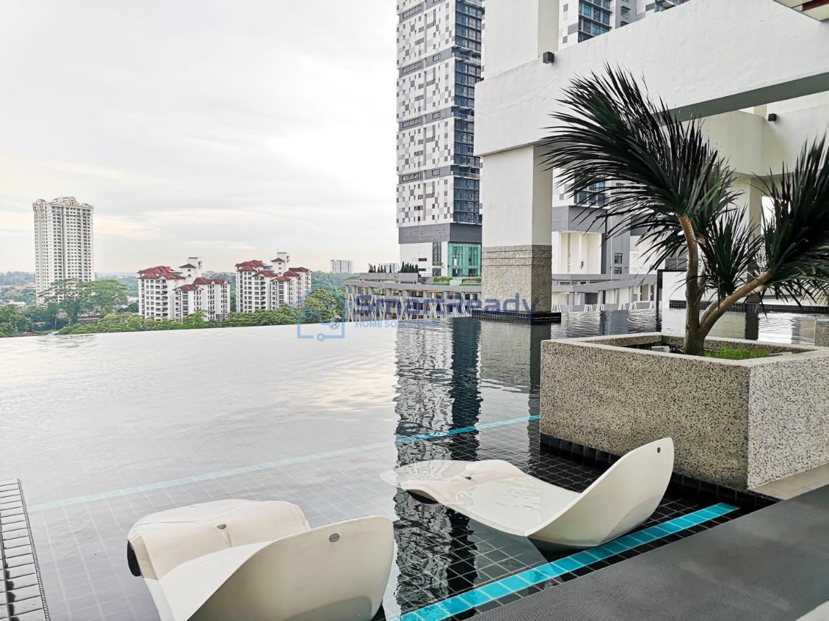 Twin Galaxy Suites By Sr Home Johor Bahru Exterior photo